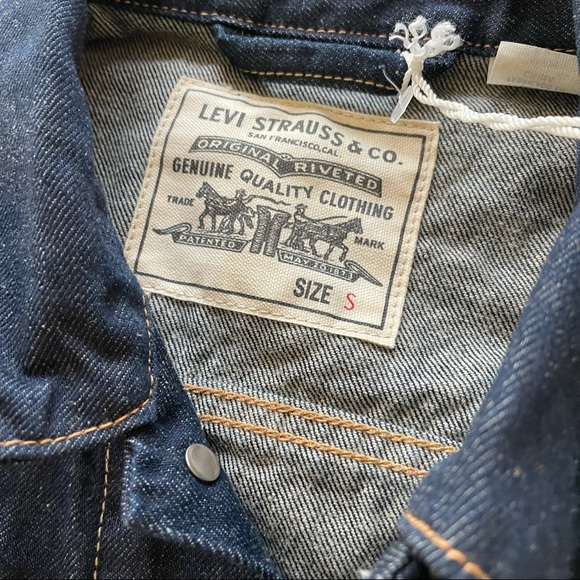 NWOT Men’s S Levi’s Wellthread Collection Cottonized Hemp Jean Jacket $168 - Picture 3 of 8